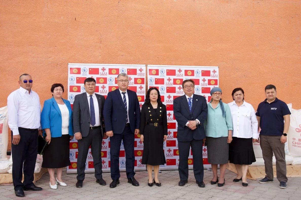 1747788528277882.jpg 818.jpg