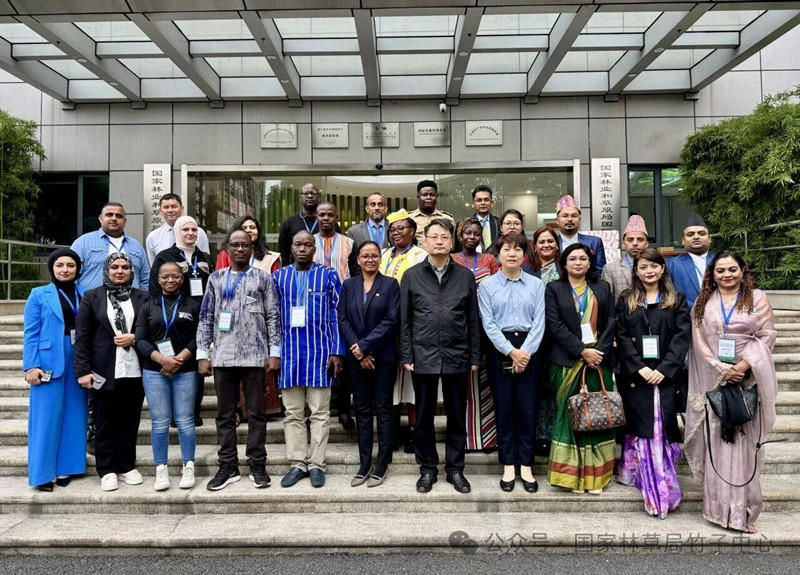 1761267992715303.jpg 711_副本.jpg