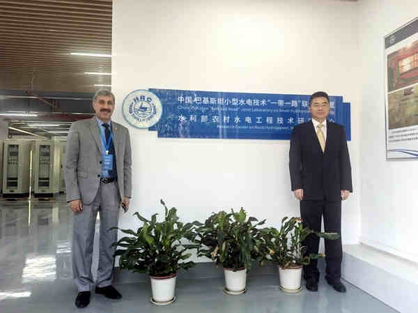 1761698744211902.jpg 20251028_2_副本.jpg